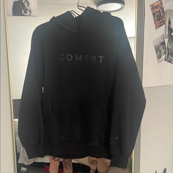 Comfrt Other - Classic Black Crew Neck Sweater with Logo